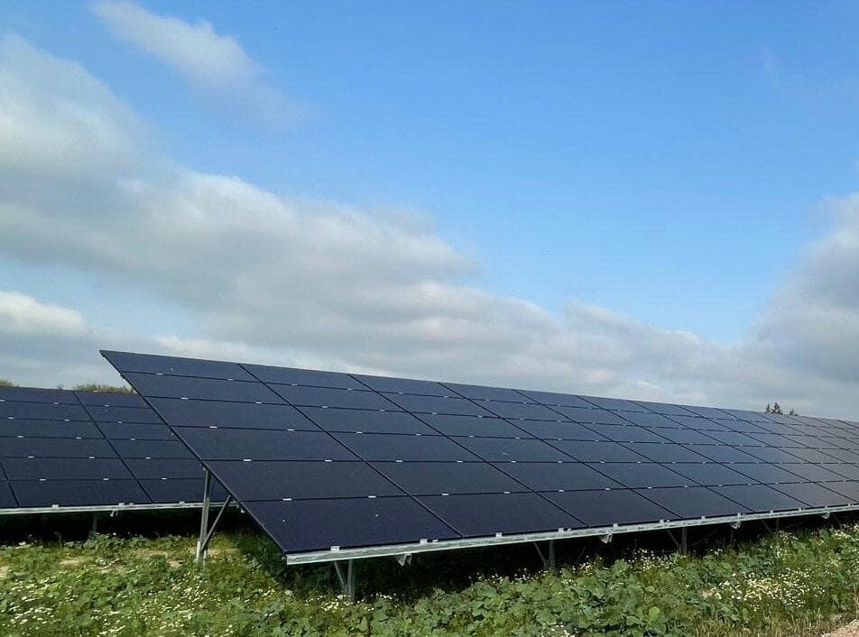 Photovoltaik-Freiflächenanlage Weede