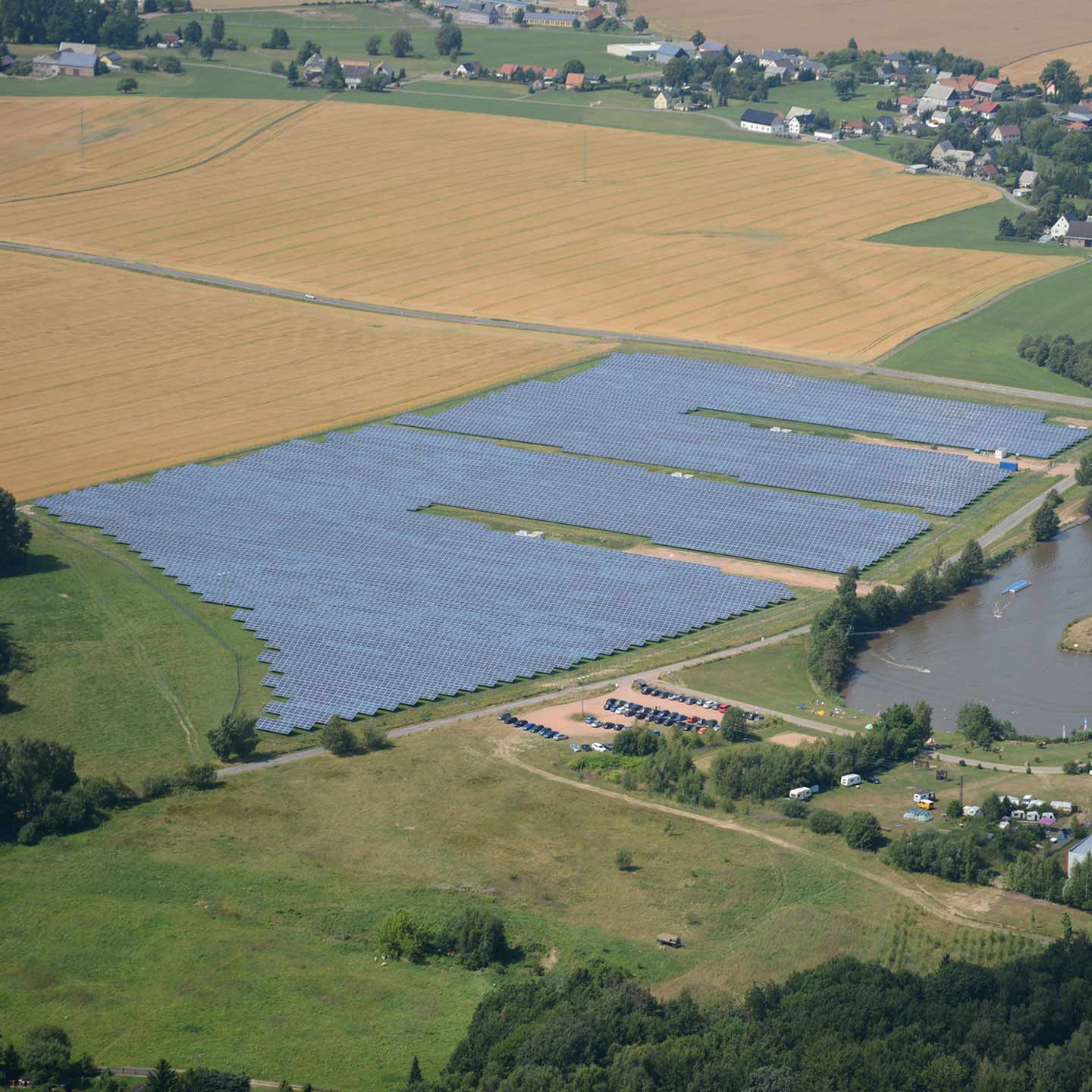 Photovoltaik-Freiflächenanlage Oberrossau